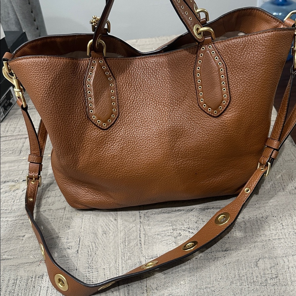 Michael Kors  Leather Shoulder Bag with Gold Accents - Picture 5 of 8